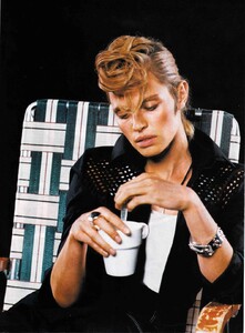 PIPOCA - Harper's Bazaar US (April 2004) - Masculine Feminine - 006.jpg