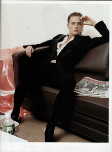 Vogue Paris (February 2001) - Sans Titre, 2001 - 006.jpg