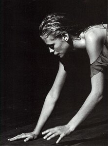 Vogue Italia (September 1997) - Enchanting Mood - 011.jpg