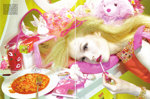 Vogue Italia (August 2008) - Beauty - 002.jpg