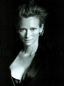 ARCHIVIO - Vogue Italia (September 2007) - Tilda Swinton - 012.jpg