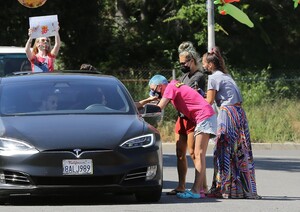        stu040520BZNimage15 .jpg