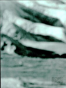 ARCHIVIO - Vogue Italia (March 1998) - Zabriskie Pt - 010.jpg