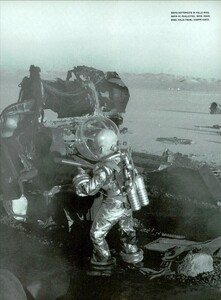 ARCHIVIO - Vogue Italia (March 2001) - In A Future Mood - 014.jpg