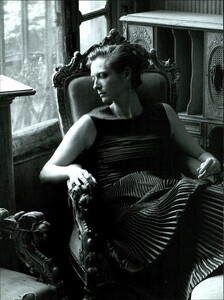 ARCHIVIO - Vogue Italia (September 2007) - Tilda Swinton - 015.jpg