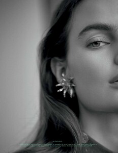 L'Officiel Mexico 04.2020_es.downmagaz.com_page-0110.jpg