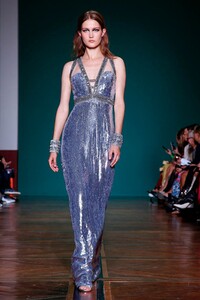 Andrew-GN-RTW-SS19-Paris-0460-1538152766.thumb.jpg.b0b574254f84f39f405b1b7891985d3d.jpg
