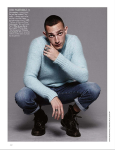Jackson_UK_Vogue_November_2012_13.thumb.png.6ea72e709681b19d08e726a6e70c1392.png