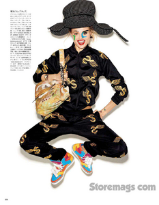 Sgura_Vogue_Japan_March_2014_03.thumb.png.d2fabc0a169458337dcc2465572b5cb9.png