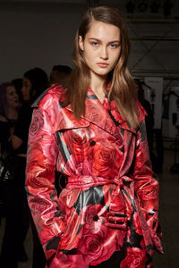 backstage-defile-blumarine-automne-hiver-2019-2020-milan-coulisses-34.thumb.jpg.5016ba5dd704c06228a61a724536cf43.jpg