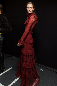 backstage-defile-elie-saab-automne-hiver-2018-2019-paris-coulisses-41.thumb.jpg.3d5060d75e779ea3ebe4f0d4286823b1.jpg