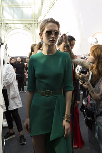 backstage-defile-elie-saab-printemps-ete-2019-paris-coulisses-138.thumb.jpg.486e29d981fbaea3a85589385bfad34c.jpg