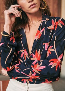 florence-shirt-petal_print-ijz1lyrrzklhuusb3lvk.jpg