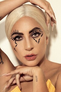 lady-gaga-photoshoot-for-haus-laboratories-2019-14.jpg