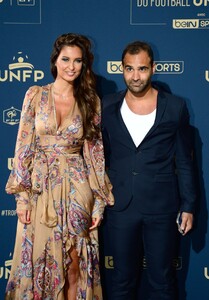 malika-menard-at-unfp-football-trophys-ceremony-in-paris-2.jpg