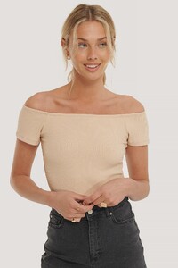 nakd_off_shoulder_short_sleeve_top_1660-000112-0005_01a.jpg