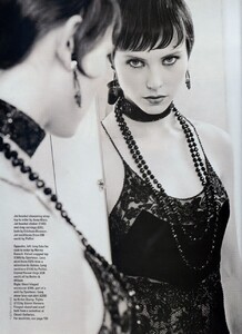 uk_elle_jan_1994_14.thumb.jpg.1e29aaa2e4e400b22d27b87c8d7196ed.jpg