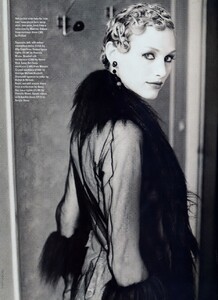 uk_elle_jan_1994_8.thumb.jpg.95d11bd94f85430b5e3a695d185db8a8.jpg