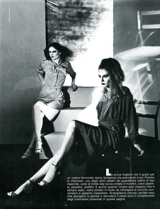 Barbieri_Vogue_Italia_April_1977_01_01.thumb.png.98270c3ce568acceeb00867ec0a4ff8c.png