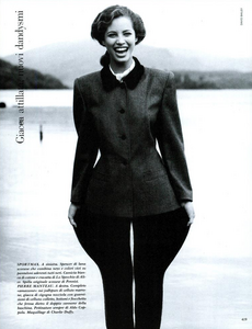 Giacca_Bailey_Vogue_Italia_September_1987_01_12.thumb.png.5c83a102c0732c3729cf41a41fe65b60.png