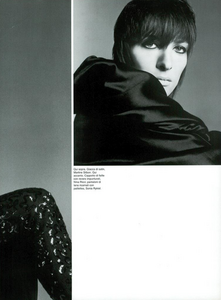 Meisel_Vogue_Italia_November_2000_24.thumb.png.2d5d8f3ad6a488e62a6c6bf5b8cbaf28.png