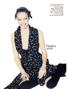 Pavesi_Vogue_Italia_February_1994_03.thumb.png.0b22ce41b6f634b3b9a46076108bc656.png