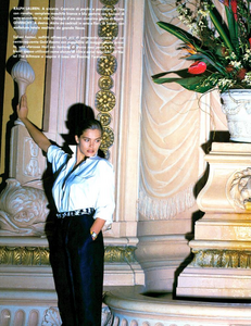 Skrebneski_Vogue_Italia_April_1987_02_15.thumb.png.a00bd712893cd32e8878ae1dbabab3bc.png