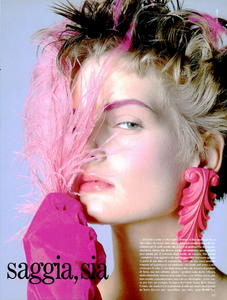 Stern_Vogue_Italia_February_1985_01_02.thumb.png.d695a8d71e3d609910783bc952612f80.png
