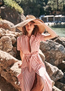 alexandrie-dress-ecru_red_stripes-ukrvnxrtdatb7pdgdcxz.jpg
