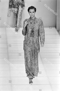 giorgio-armani-spring-1994-ready-to-wear-runway-show-shutterstock-editorial-10453729eh.jpg