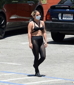 lady-gaga-wearing-strappy-bra-top-grabs-morning-coffee-in-hollywood-05-30-2020-10.jpg