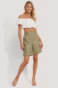 nakd_off_shoulder_puff_top_1018-005419-0001_03c_r.jpg