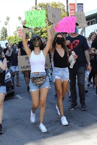 victoria-justice-and-madison-reed-join-a-protest-in-los-angeles-06-03-2020-0.thumb.jpg.854cf9541adcb2e30cc5a4dd7a75cafe.jpg