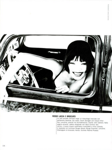 von_Unwerth_Vogue_Italia_December_1994_05.thumb.png.1b4a413fd2ca45fb193862ccc98c5354.png