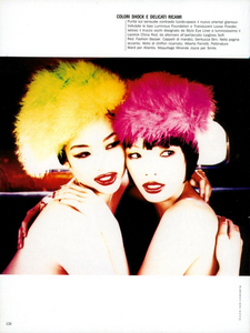 von_Unwerth_Vogue_Italia_December_1994_09.thumb.png.ec4d370e67609e2774d9269a9ae32d6b.png
