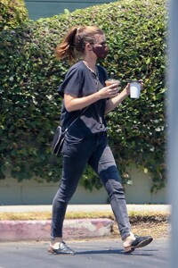       mar270720BZN image102.jpg