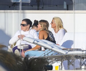       nic260720BZN image20.jpg