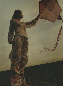 ARCHIVIO - Vogue Italia (June 2002) - A Feast For The Eyes - 012.jpg