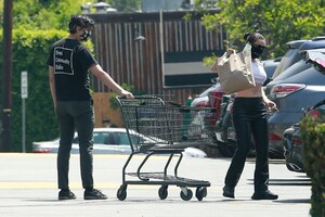       xcx240720BZN image120.jpg