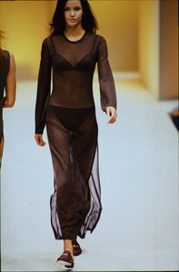 1459066900_salvatore-ferragamo-ss-1994(23).thumb.jpg.cf3639616f7f80749446b6e7706dbe37.jpg