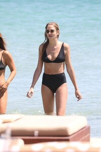       bar220720BZN image112.jpg