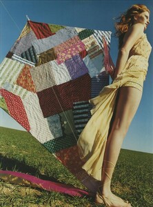 ARCHIVIO - Vogue Italia (June 2002) - A Feast For The Eyes - 008.jpg