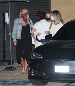       car290720BZN image116.jpg