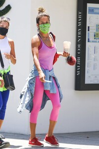       bur300720BZN image117.jpg