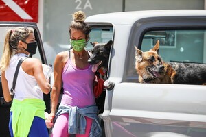       bur300720BZN image124.jpg