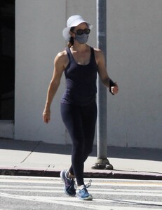       gar180720BZN image1.jpg