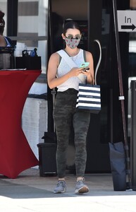       hal250720BZN image102.jpg