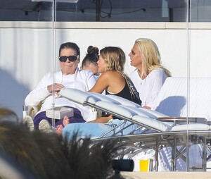       nic260720BZN image22.jpg