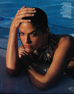 Beach_Smart_Hispard_Vogue_Italia_June_1993_08.thumb.png.5f8ce8df56cd8917174f7a33b4f4011a.png