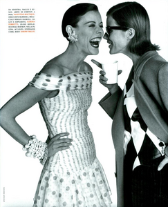 Faces_Meisel_Vogue_Italia_April_1992_08.thumb.png.8e8eb20ff9ace2523253ff397b7a01d1.png
